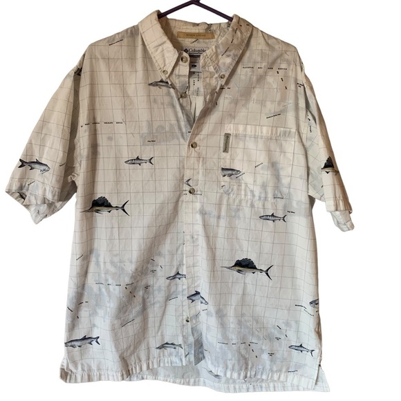Columbia River Lodge Men's Short Sleeve Button Up Shirt Fish Size Large - Picture 1 of 6